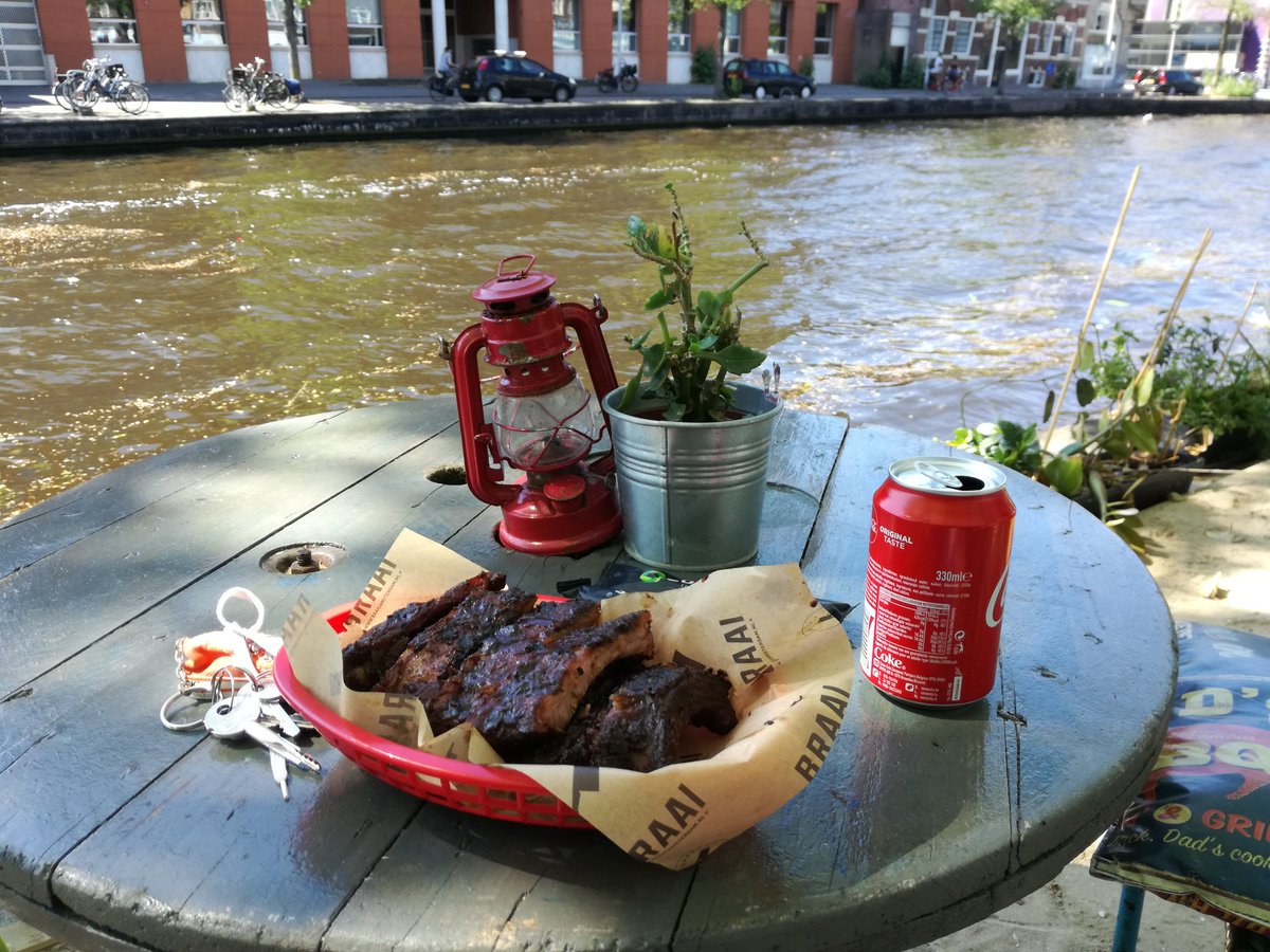J0shFr0st's tweet photo. Enjoying Amsterdam on my day off.  #goodtimes https://t.co/aDwaCCrXYK