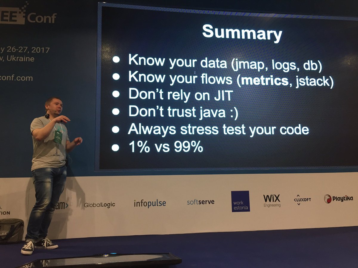 tmatyashovsky's tweet image. Great (as usual) talk by @DOOM369 about #java #microbenchmarks #jeeconf