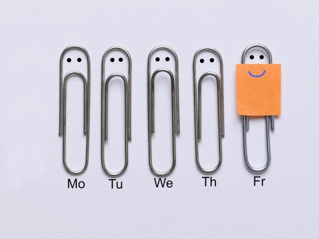 ASeviction's tweet image. #FridayFeeling