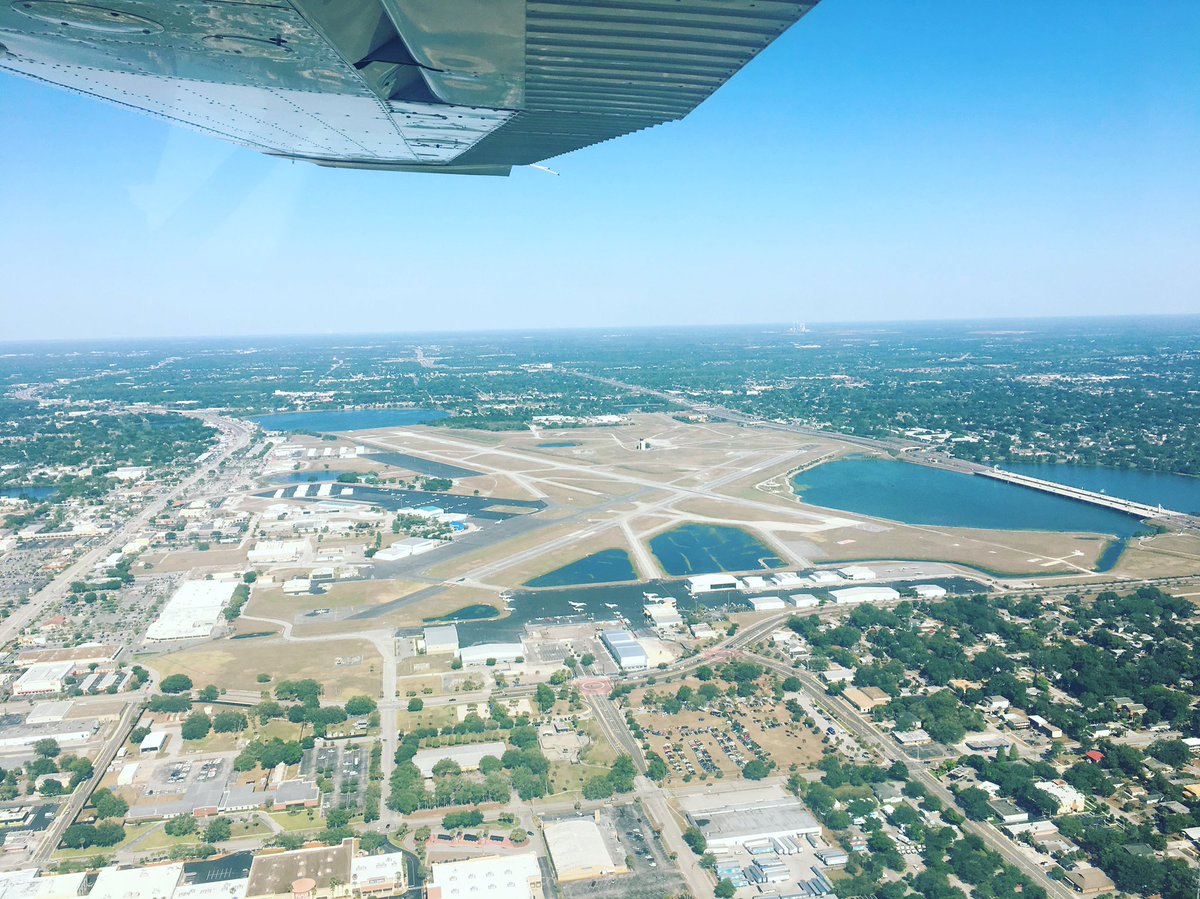 marisabliss's tweet image. Orlando Executive Airport seen from the air. #KORL #avationgeek #avationphotography #avationlover #flyinglife #cessna172 #futurepilot