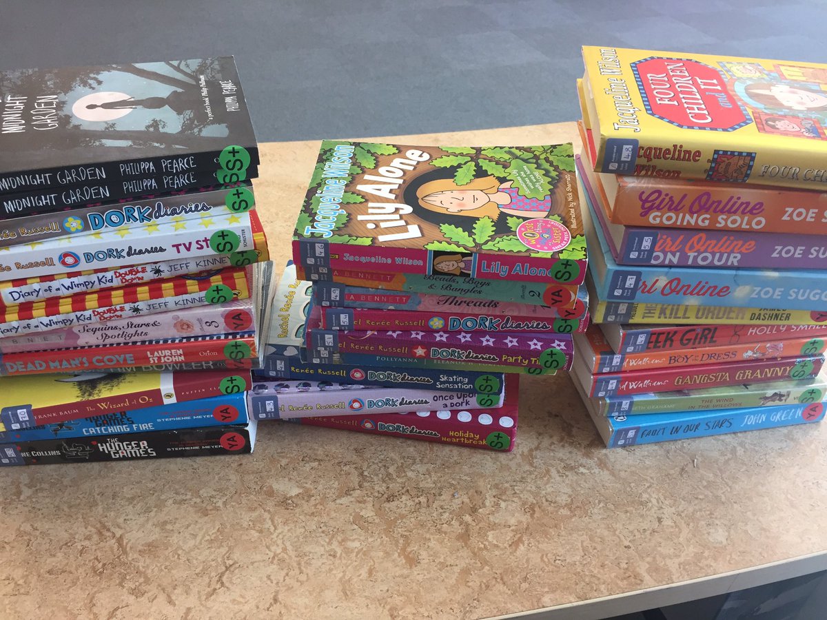 NRA_Library's tweet image. Lots of lovely news books have gone on the shelves in the library today! #ar #acceleratedreader #reading