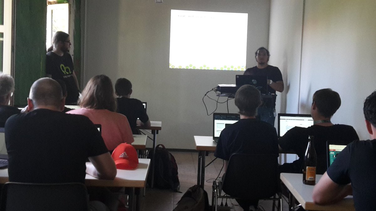 mawernerSuse's tweet image. #openQA  Workshop with Santi &amp;amp;Matthias at @openSUSE Conf #osc17, @openqahq