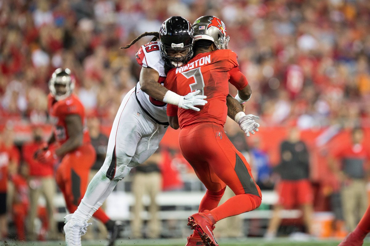 AtlantaFalcons's tweet image. ⚠️Quarterbacks, beware.⚠️

@AJaClay is coming.