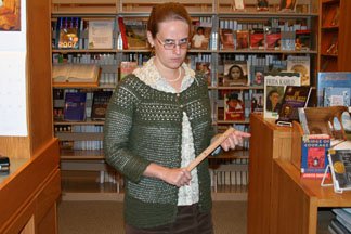 FarmersMarket21's tweet photo. Dear Mr. Who?!?!
Read the hilarious story about the librarian named Mr. John only at Farmers Market Quality Writes.
It's Worth It. https://t.co/370krtAVDr