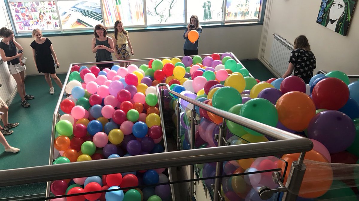 Antetori's tweet photo. 2,000 balloons + 3 days = https://t.co/783Q2BX3A9
