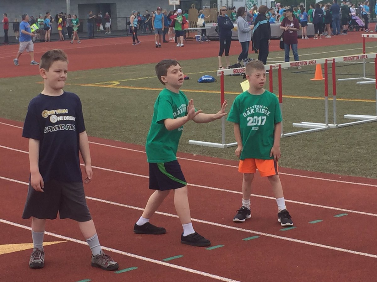SASD_OakRidge's tweet photo. Our Owls are rocking the Special Olympics @SASD_SAHS ! https://t.co/1Fj9qee8m5
