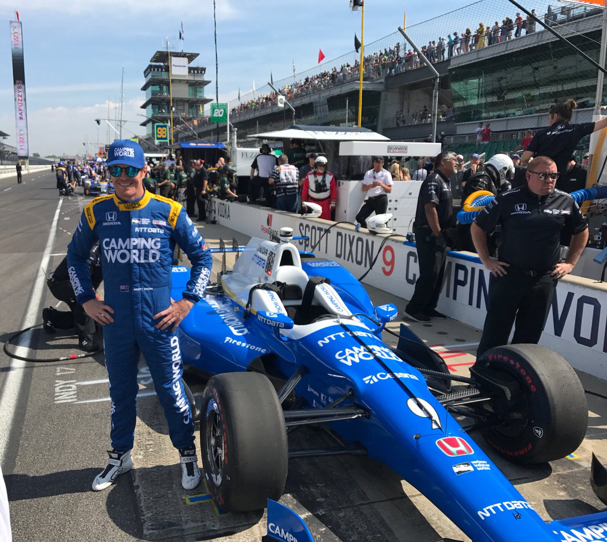 CGRindycar's tweet photo. #CarbDay is about to go green @IMS! @scottdixon9 modeling his new @CampingWorld fire suit by the No.9 #CampingWorld Honda! @marcuslemonis https://t.co/3TYG4QXbxB