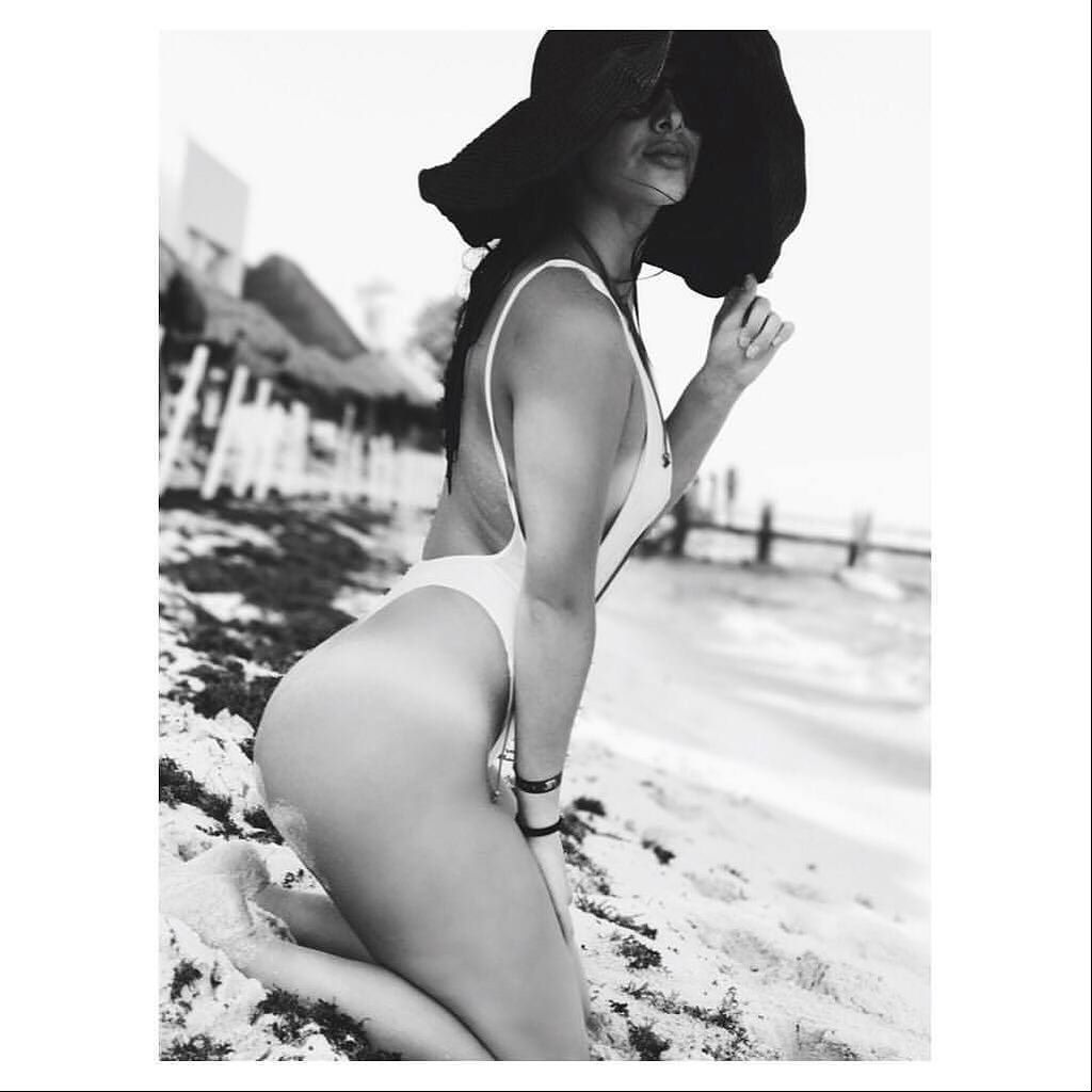 bikinizilla's tweet photo. Repost from @miss_unfiltered
Thanks @tulummexico for the memories, mezcal &amp; magic 🌴
#traveltulum #topshopstyle  #beachbum https://t.co/dO8GX1BxZG