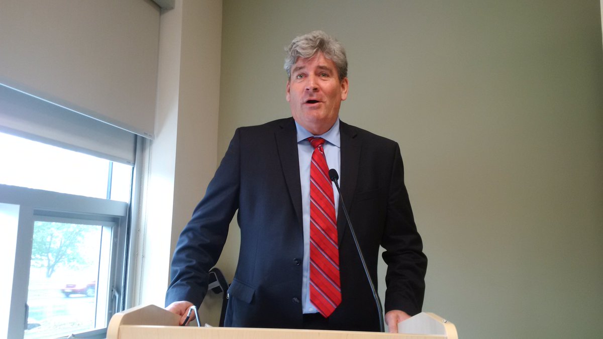 John Fraser, parl asst to health minister, says it's great to be back. @CCHCornwall #mentalhealth https://t.co/dheFVjbZE5