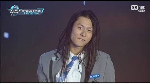 aloha_jyp's tweet photo. คือถึงคำว่า ผมเปลี่ยนชีวิตเปลี่ยน /คิ้วคือมงกุฎของใบหน้า แบบดัดลอน เขียนคิ้วนิดหน่อยละคือคิ้วตี้คาวาอี้ขนาดนี้ได้ไงอ่ะ ฮือออออ  #PRODUCE101 https://t.co/Y7GnCl2LWH