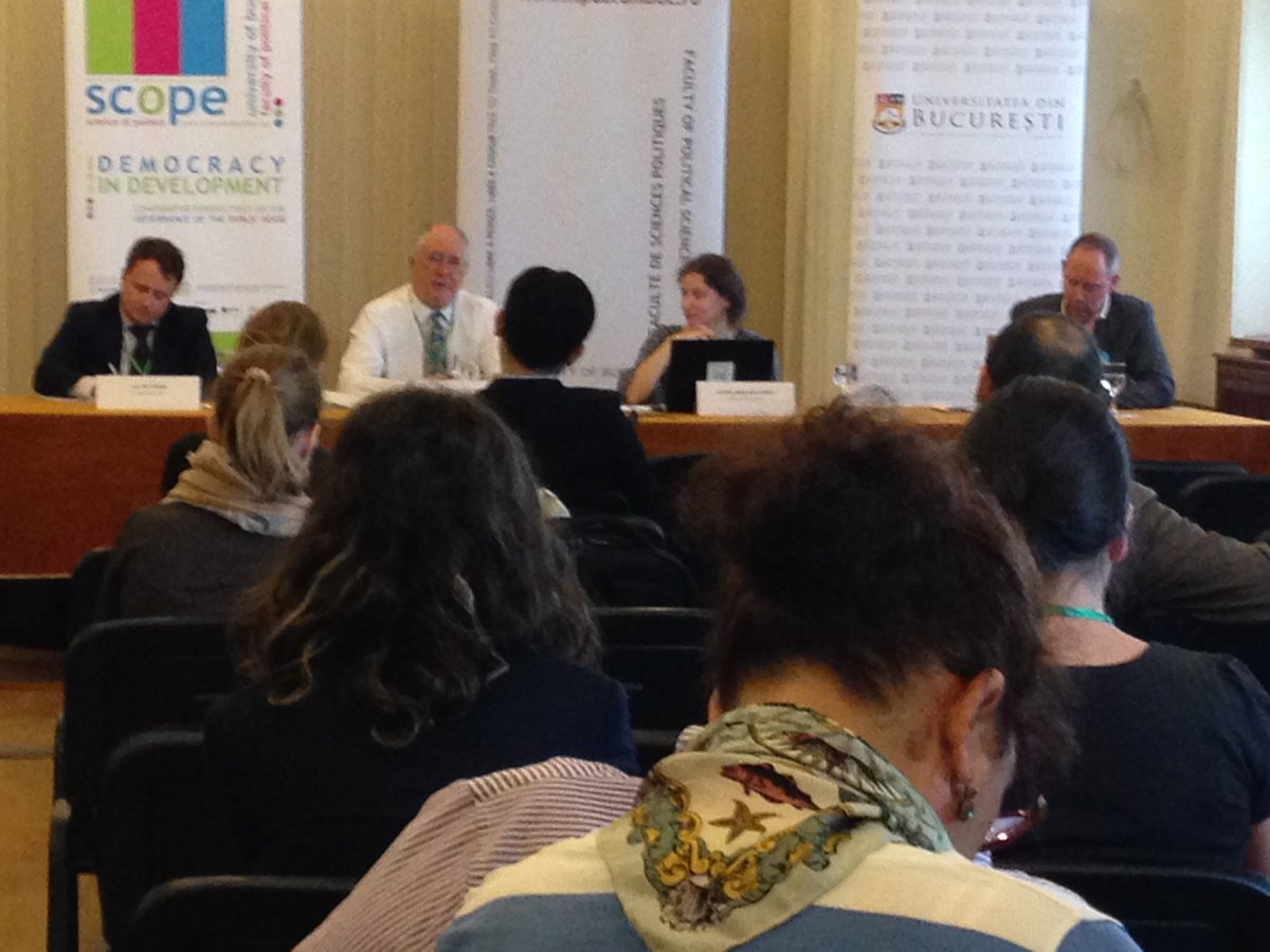 iiioana's tweet photo. Oxford Univ professor Laurence Whitehead talking abt democratization @ #scope2017 #fspub https://t.co/XkWzRk04DJ
