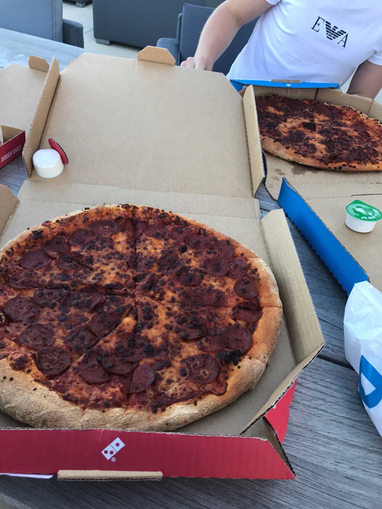 Burnt dominos tonight and no replacement !!!  Poor <a href="/Dominos_UK/">Domino's Pizza UK</a>