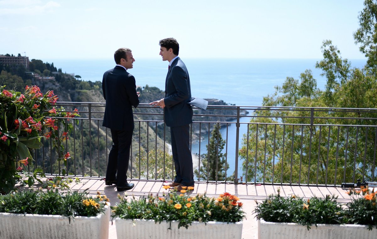 DjSa_x's tweet photo. je pose ça ici. 
#G7 https://t.co/J017IPDhix