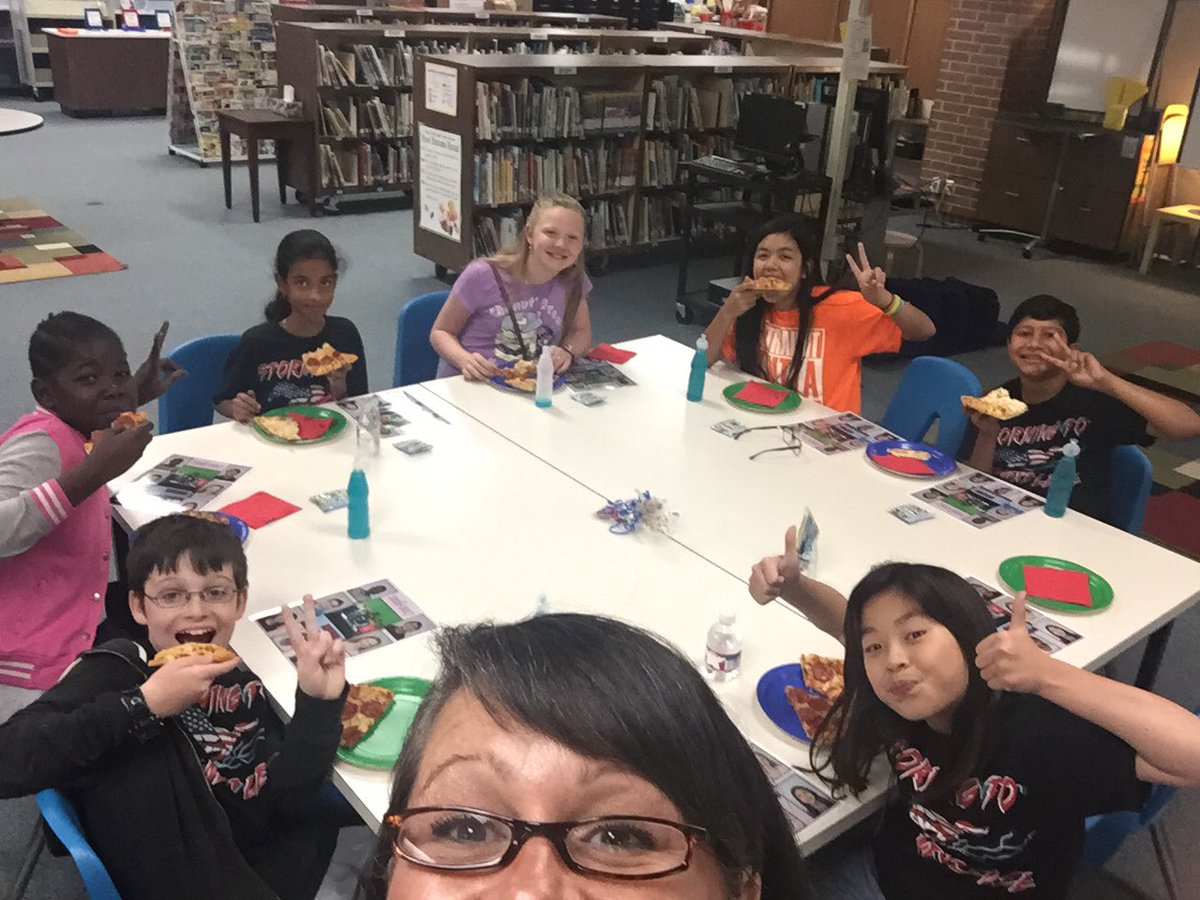 ME_MustangsLib's tweet photo. So proud of these kiddos, and all of their hard work in the news room this year! #KKME #pizzaparty #sharpkids https://t.co/OZfC9bJyLx