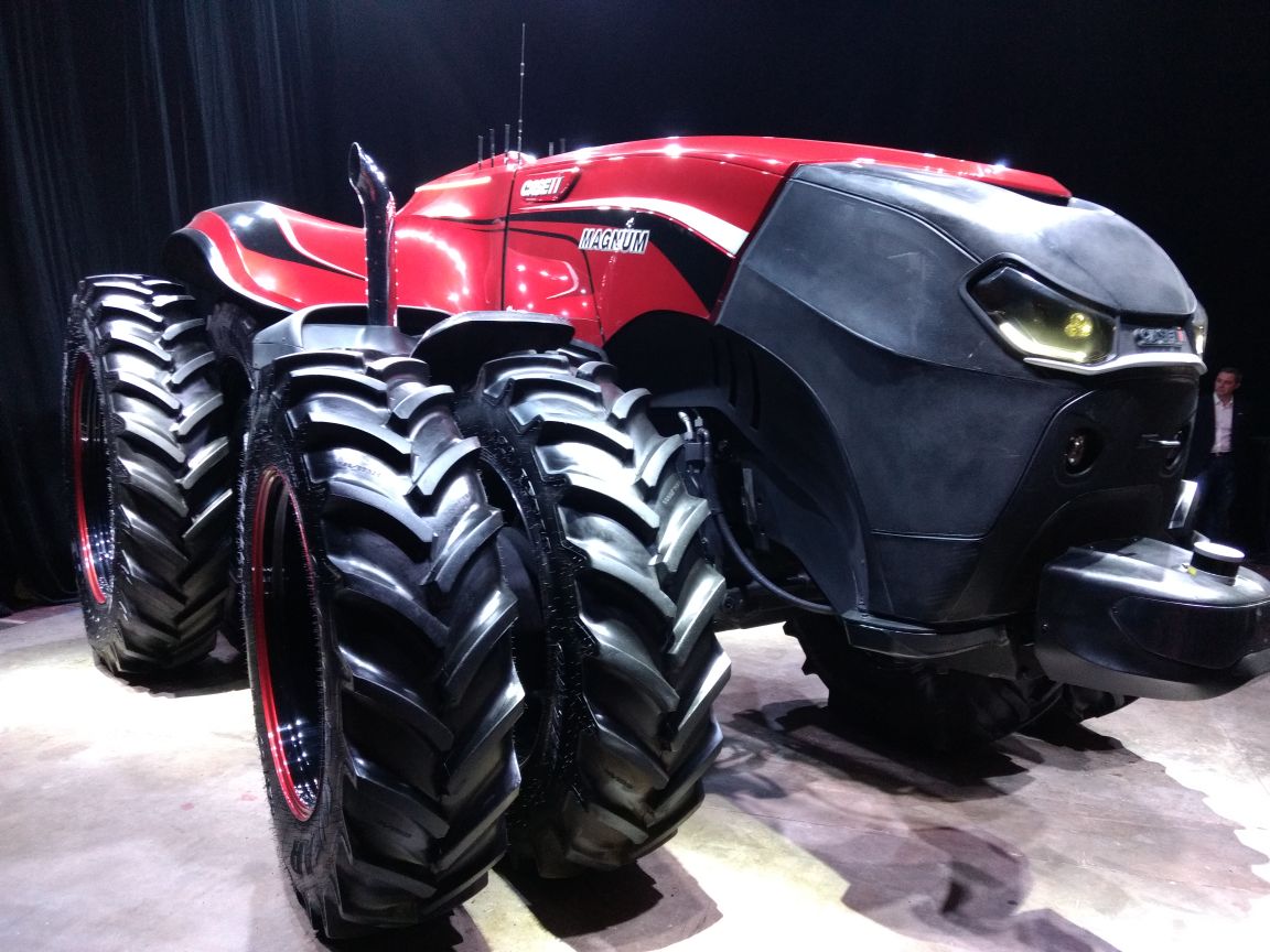 TNAutos's tweet photo. El primer tractor del mundo que se puede manejar desde una tablet ¡está en el país!
https://t.co/6Ny91uyfHr
#TNAutos https://t.co/JAGQQbdU5G