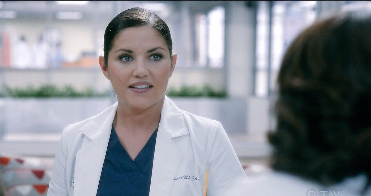 aura_riot's tweet photo. There's my FAV sports medicine ORTHO surgeon🌈 @TheMeanChick https://t.co/TSkNBs4UTe
