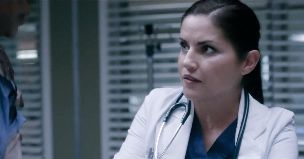 aura_riot's tweet photo. There's my FAV sports medicine ORTHO surgeon🌈 @TheMeanChick https://t.co/TSkNBs4UTe