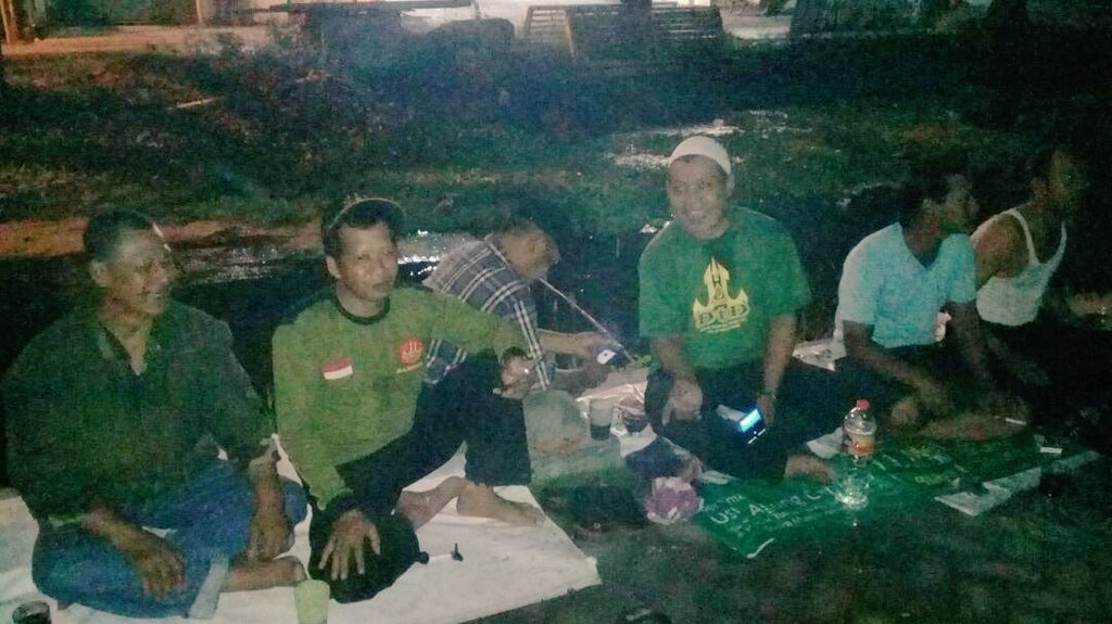 ansor_sidoarjo's tweet photo. Selamat atas didirikannya posko pengawal NKRI di Bulan Ramadhan PR GP Ansor Tawangsari - Taman https://t.co/QuEey1IQzi