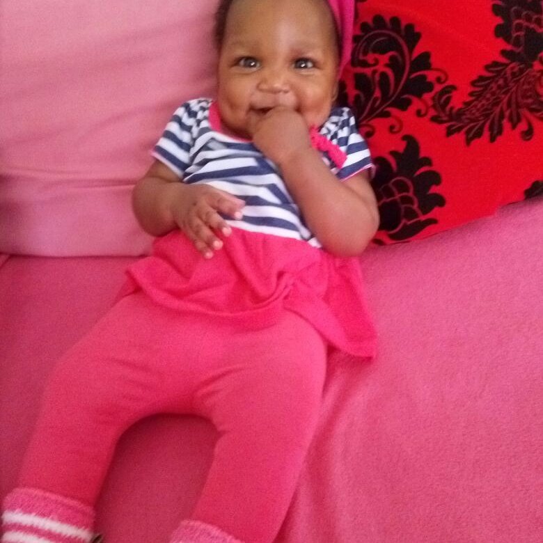 ProgressMoyo51's tweet photo. My baby Marrisa Buhlebethu @ 6 months she is already smiling she is going to be a brainy https://t.co/xtR4jWClbP