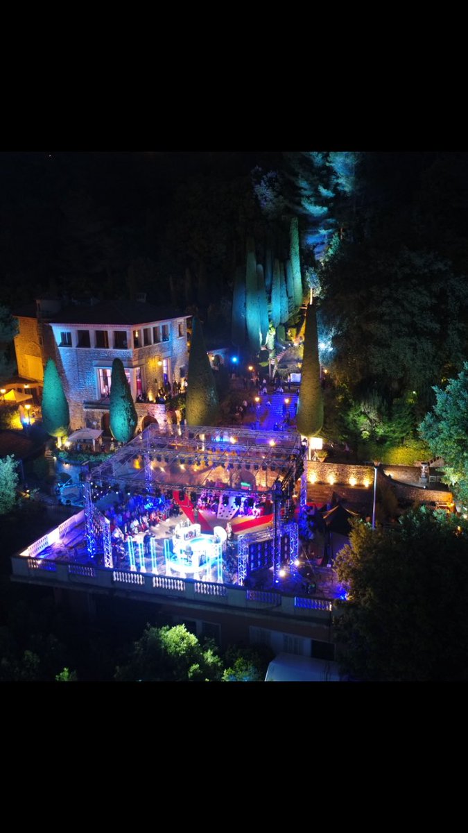 SimonNajmann's tweet photo. Merci @villecannes @davidlisnard pour l'accueil @Onpc à la sublime@villa Domergue pour parler cinéma. Rdv samedi soir sur @France2tv https://t.co/H5vBVr7muR