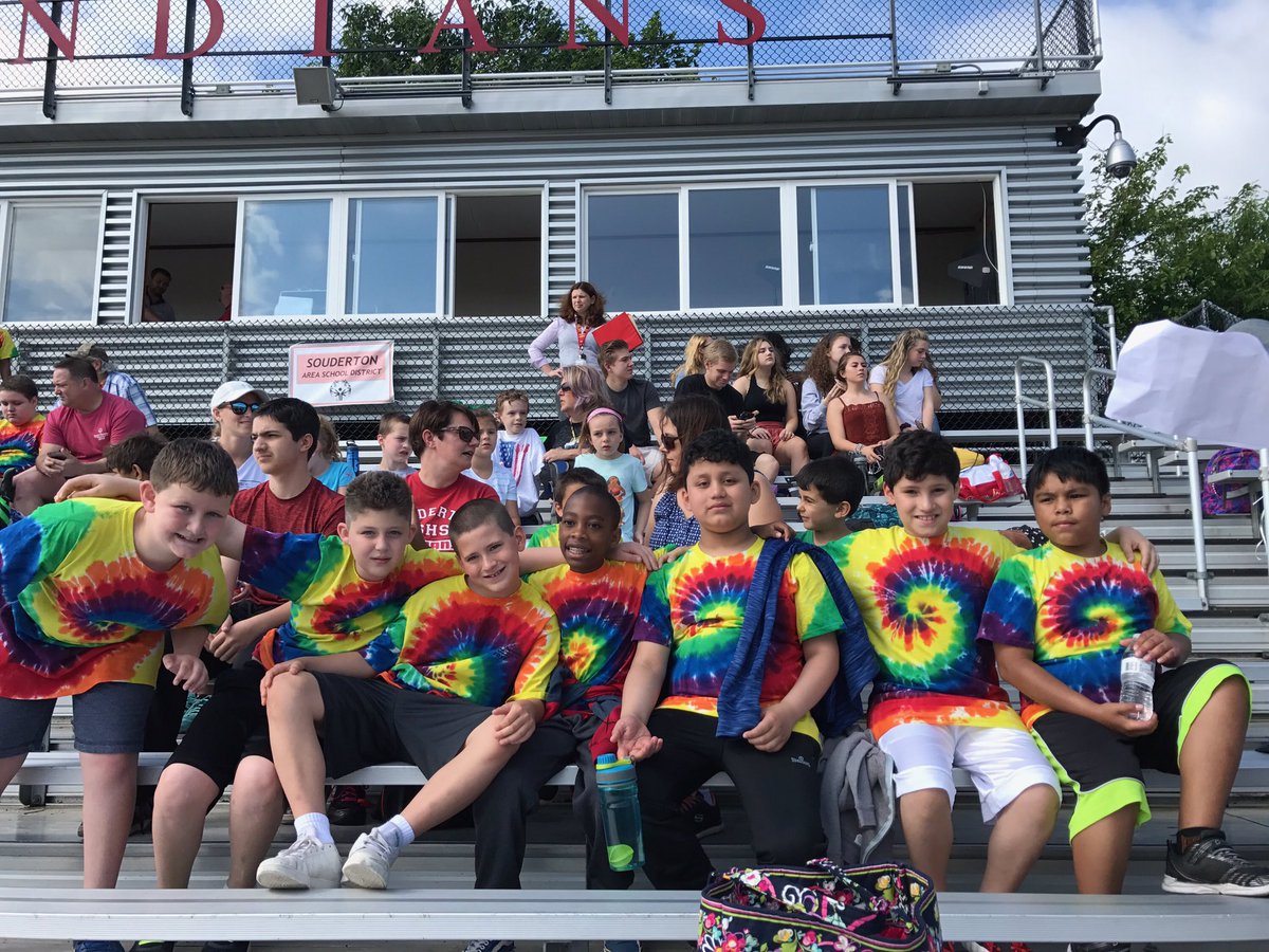 SASD_Franconia's tweet photo. We are enjoying this beautiful day at the Special Olympics! #FranconiaPride https://t.co/7OY5GxS8FE