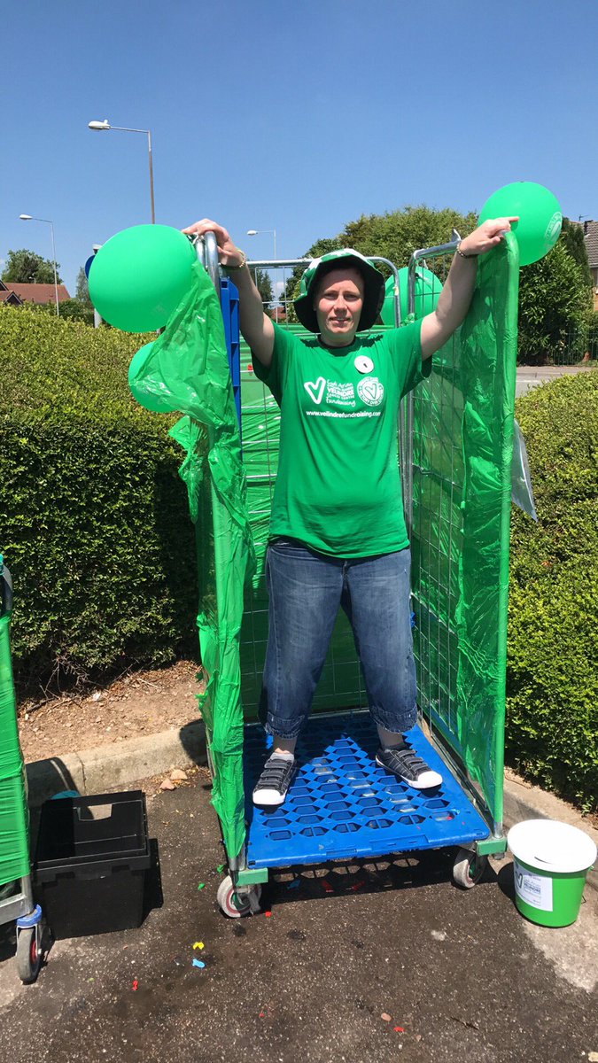 janboi27's tweet image. Team Bulwark raising money for Velindre Hospice. Well done girls n James