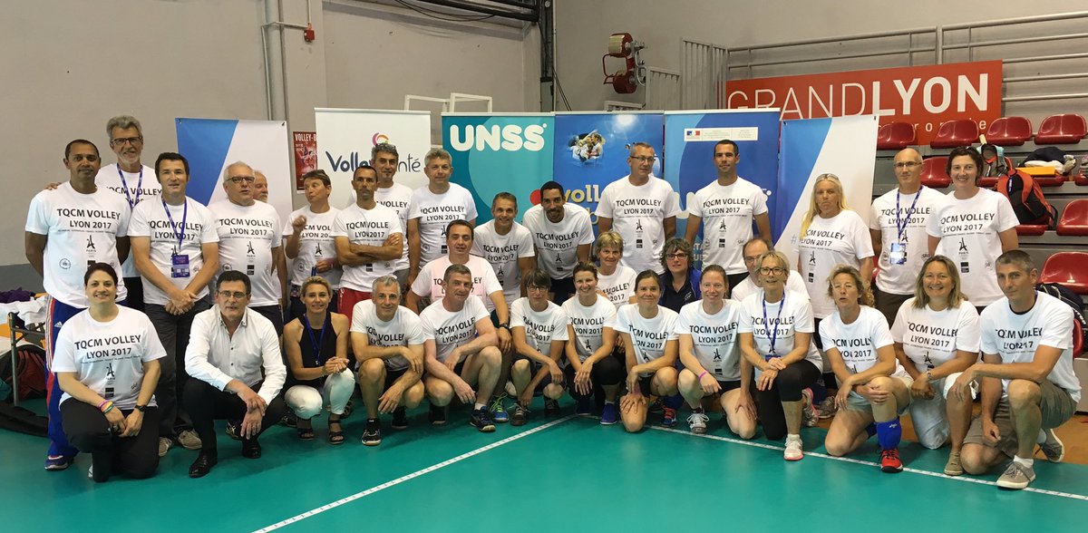 MarieCLefranc's tweet photo. @UNSSLYON accueille le colloque national @FFvolleyball @unss @EducationFrance ds le cadre du #TQCMLyon #santé #formation #jeunecoach https://t.co/Ec7HyHnhFP