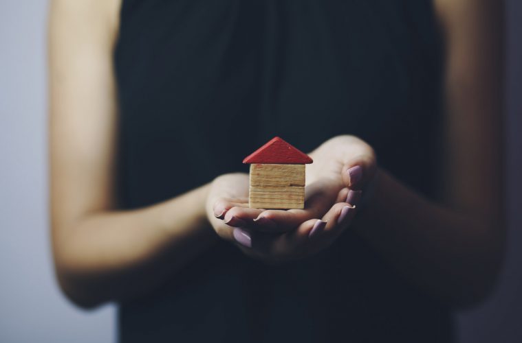 oceanvale's tweet photo. The Case for Homeownership. Check it out, they make some good points. #Oceanvale #homeownership
https://t.co/3LGcLuWn9d https://t.co/VNJMz6ZKGR