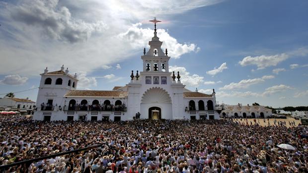 Guía de la aldea: todo lo que tienes que saber para ir al Rocío 2017 ow.ly/aps930c3BCf <a href="/abc_es/">ABC.es</a> #turismo
