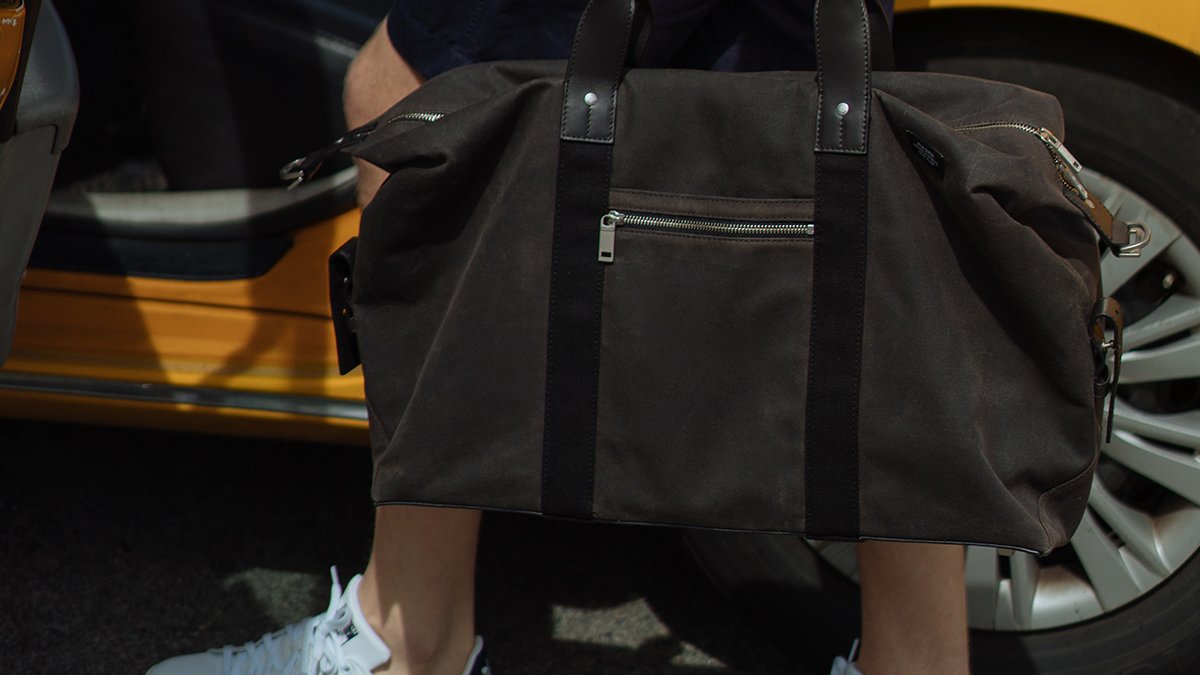jackspadeny's tweet photo. At least at the end of a great long weekend, #nyc is glad to see you. https://t.co/Lurrg4quMl https://t.co/BxmYbDEVep