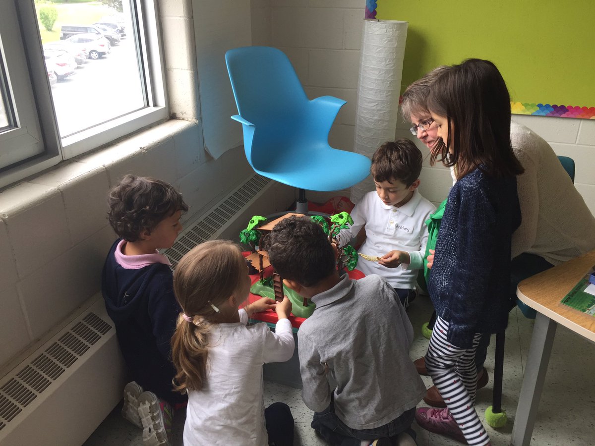 Mrs.H.&Mrs.D. tweet media