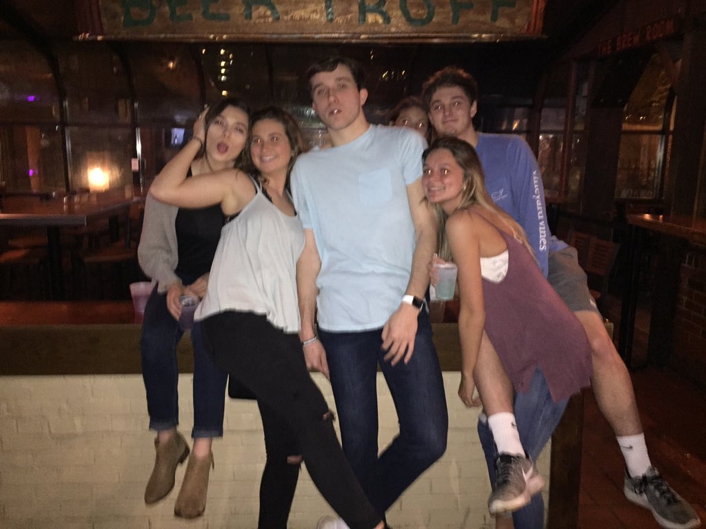 cozettesmith's tweet photo. Happy 19th bday!! @kellykiel2 officially bar legal #drinkingillini (even tho that hasn't stopped u) love ya and can't wait to celebrate ❤️💜🎉 https://t.co/1Eru1NylSK