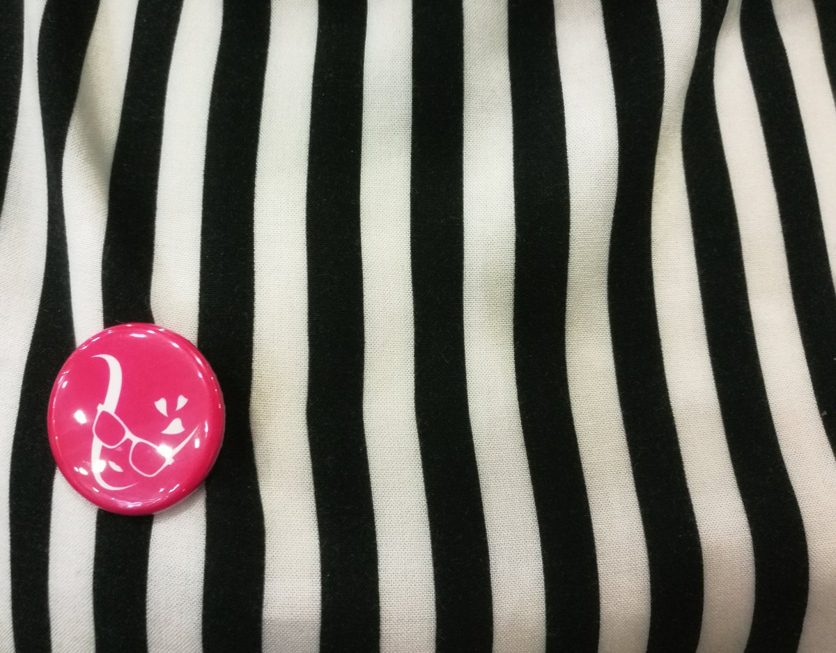framargarito's tweet photo. Pink style #visualsamo https://t.co/8uDfQN4jBg