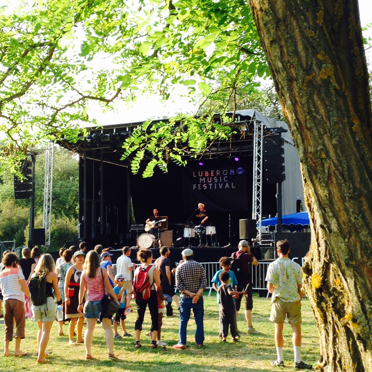 VirginRadioProv's tweet photo. Chill Time sur la scène de la rivière du @luberonmusic 🌴🌞🎉 https://t.co/qiuwINmmlF