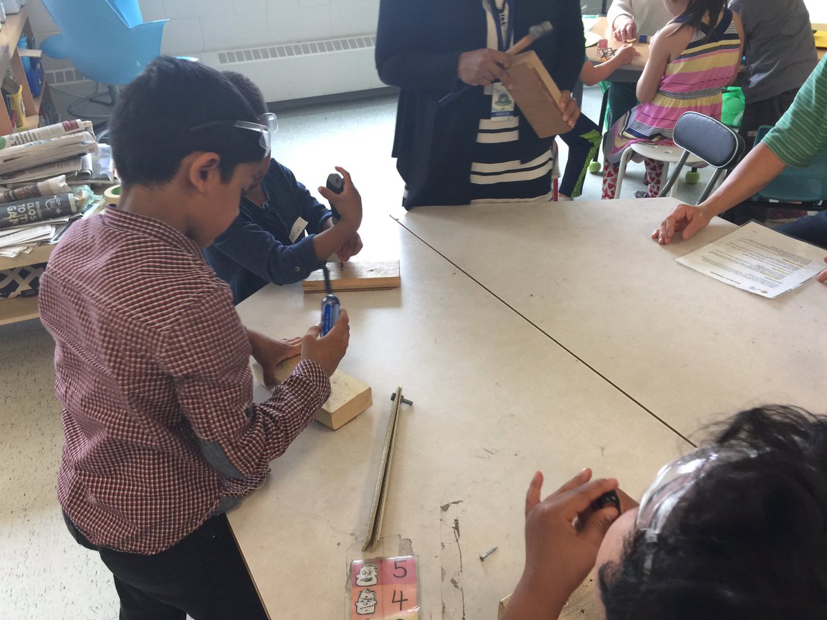 Mrs.H.&Mrs.D. tweet media