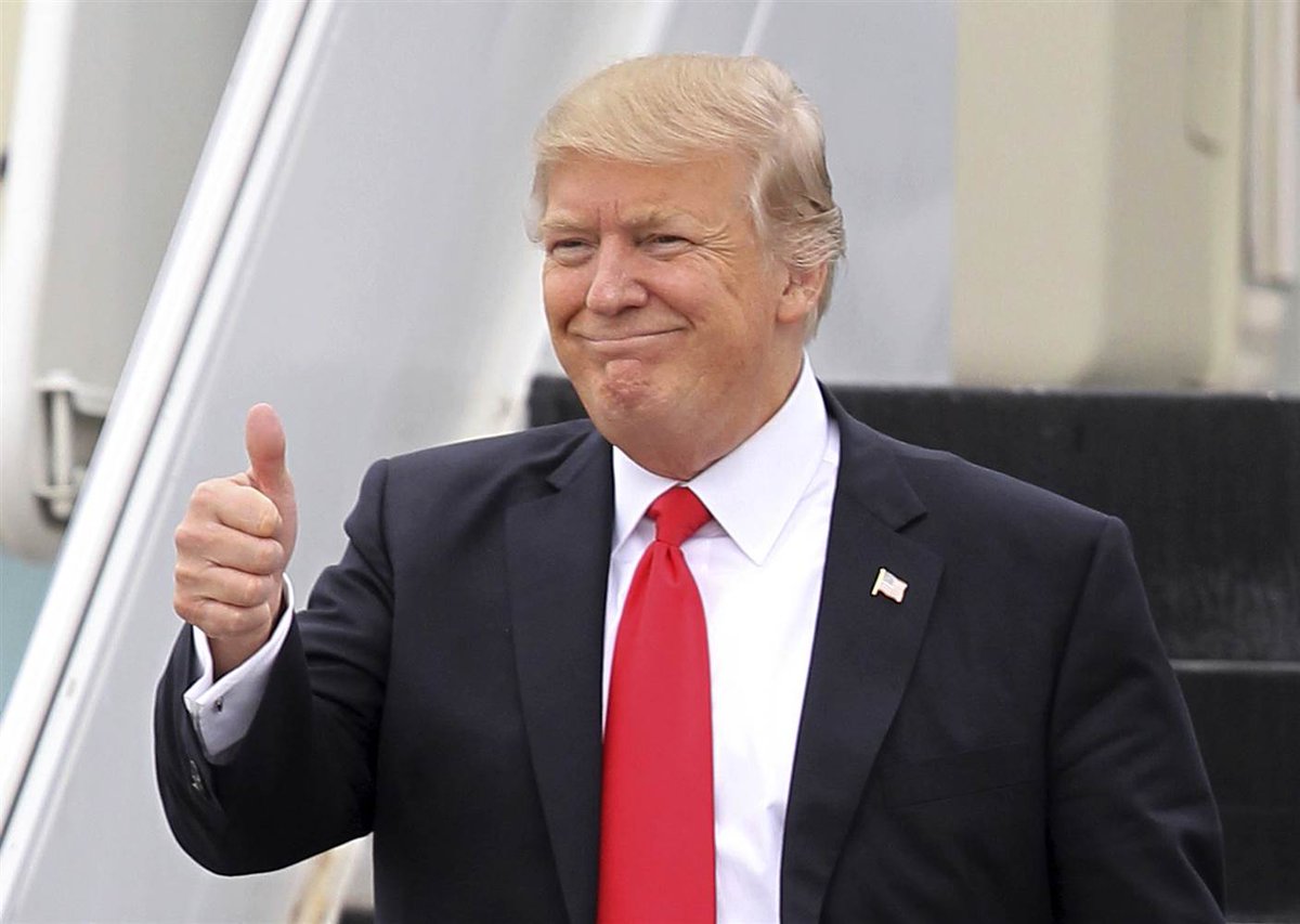 Just wanted to say I think #PresidentTrump is doing an amazing job #MAGA! #tcot
