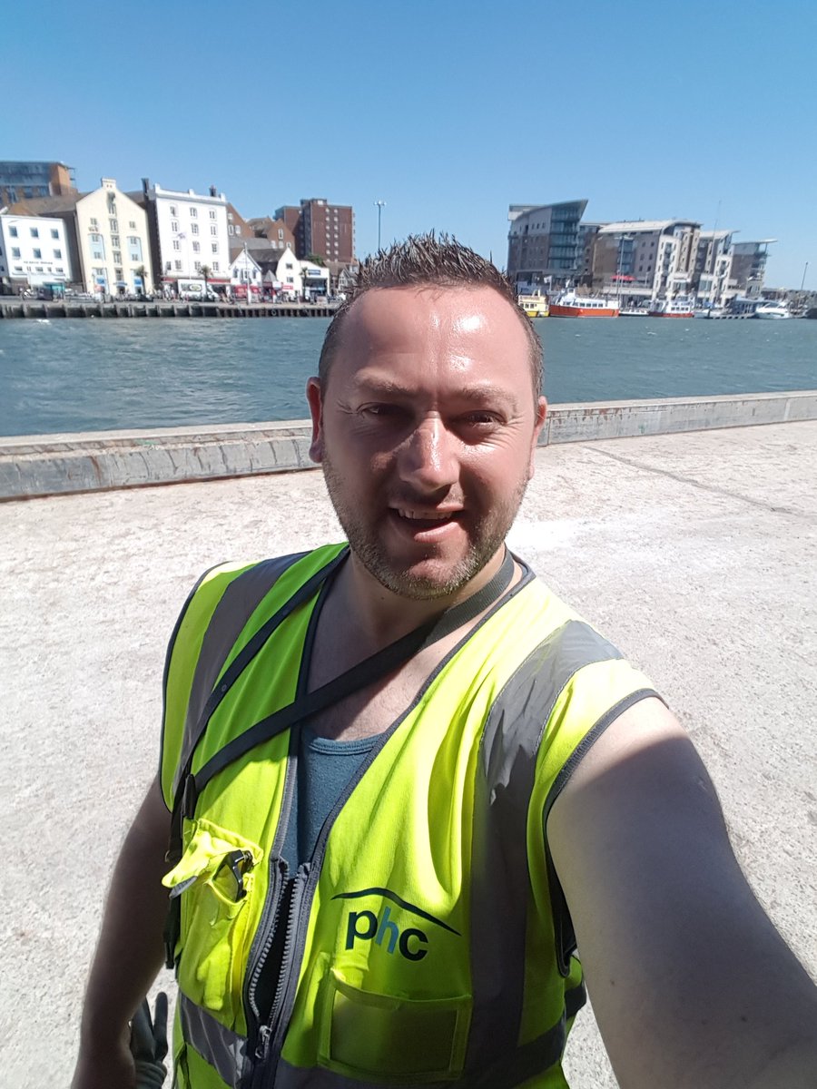 savehands1's tweet image. Great weather in Poole, 25 degrees and a great view from work #poolequay #sandbanks