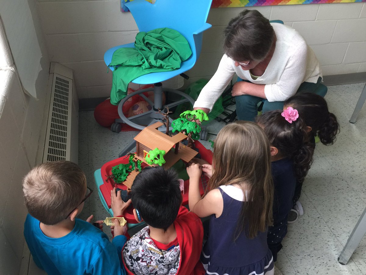 Mrs.H.&Mrs.D. tweet media