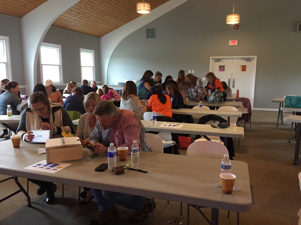 Breakout Edu adult style with DDE!! @hsilviaDDE