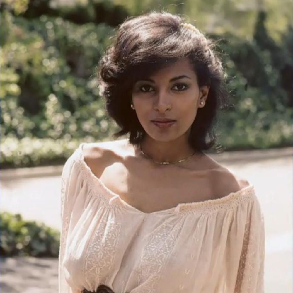 Happy Birthday Pam Grier! \"The Queen of the 1970s.\"

Fashion Bomb Daily photos:  