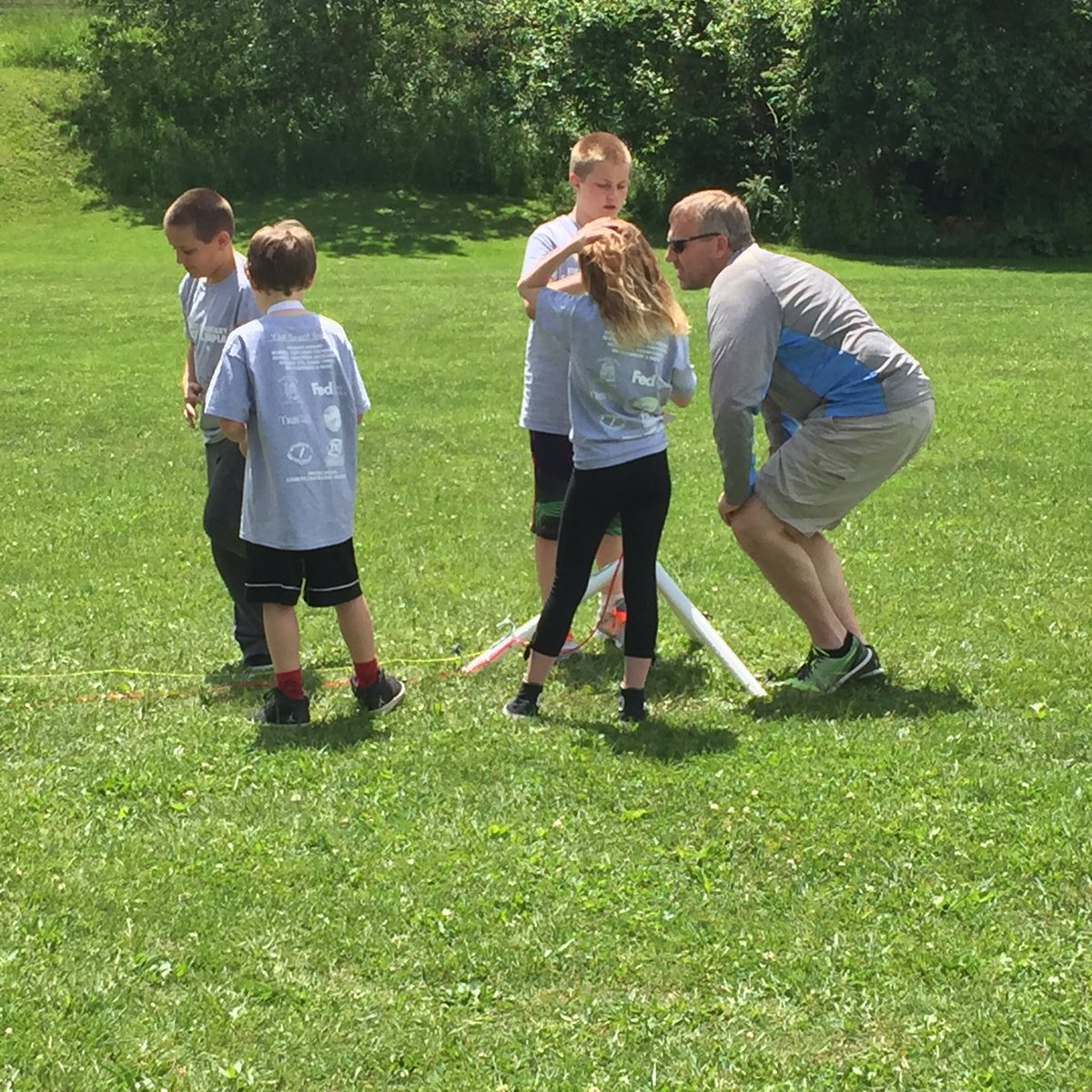 Scenes from <a href="/Stewart_BSD/">StewartElementaryBSD</a>  #scienceolympiad this week where #collaboration #creativity &amp; #CriticalThinking were on display @BSDBucs
