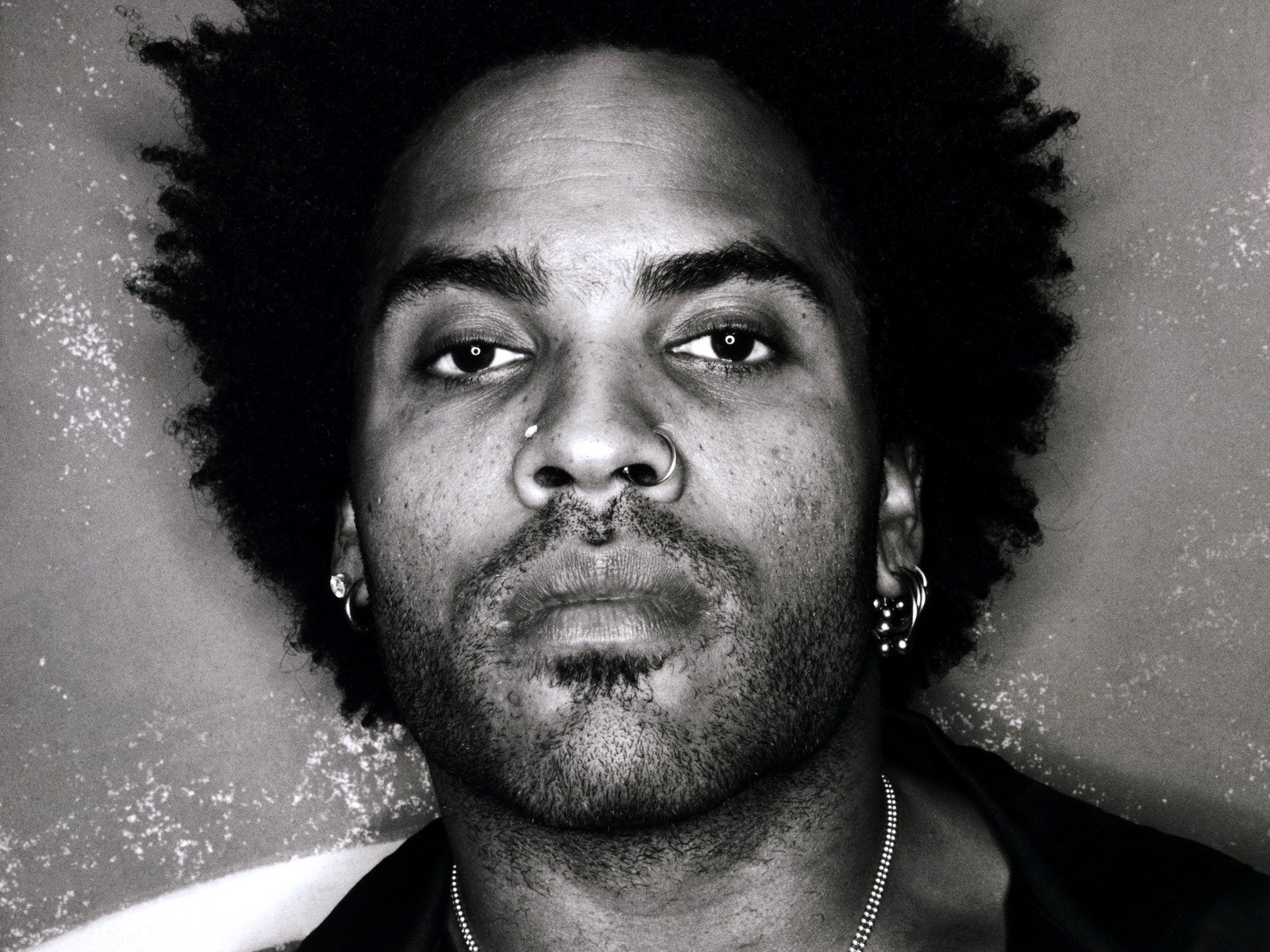Happy Birthday Lenny Kravitz one of the ORIGINATORS of cool. 