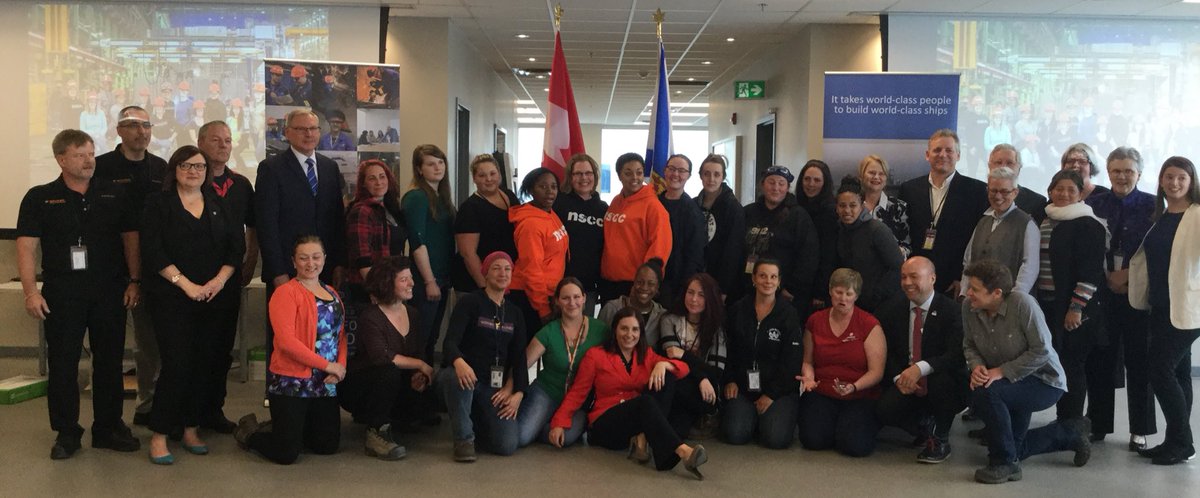 IrvingShipbuild's tweet photo. Proud day celebrating @WomenUnlimitedN grads who start trades careers with us in June building ships for @RCN_MRC https://t.co/15nrnl4Pc7 https://t.co/J6uI52TMld