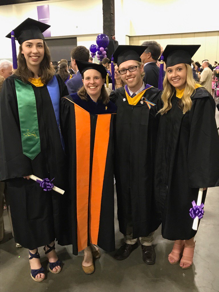 MondouxLab's tweet photo. .@MondouxLab 2017 @holy_cross commencement. Note the #glucose molecule on the Biochem sash! #holycross2017 https://t.co/XiWSSDUp3l