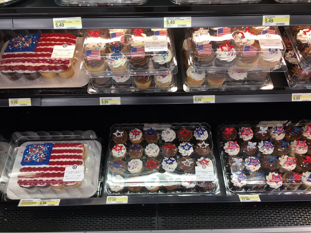 ETLMattyIce's tweet photo. Sweet deals and sweet treats here at #TheFrid for #MemorialDayWeekend https://t.co/E2nmlAVB29