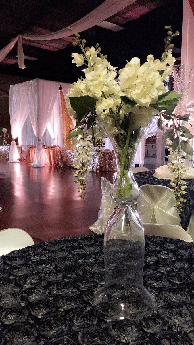 MesLabStudio's tweet photo. Last weeks event decorations #meslab https://t.co/tLNmRJA7u4