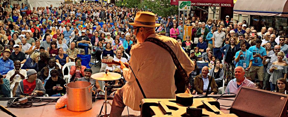 Allegheny_Co's tweet photo. Come to #SouthPark to see @sauceboss & @thesoupbones on August 4 at 7:30! Food truck Chubba Bubba will be there too! #ACSummerFun https://t.co/PehnBOKYia