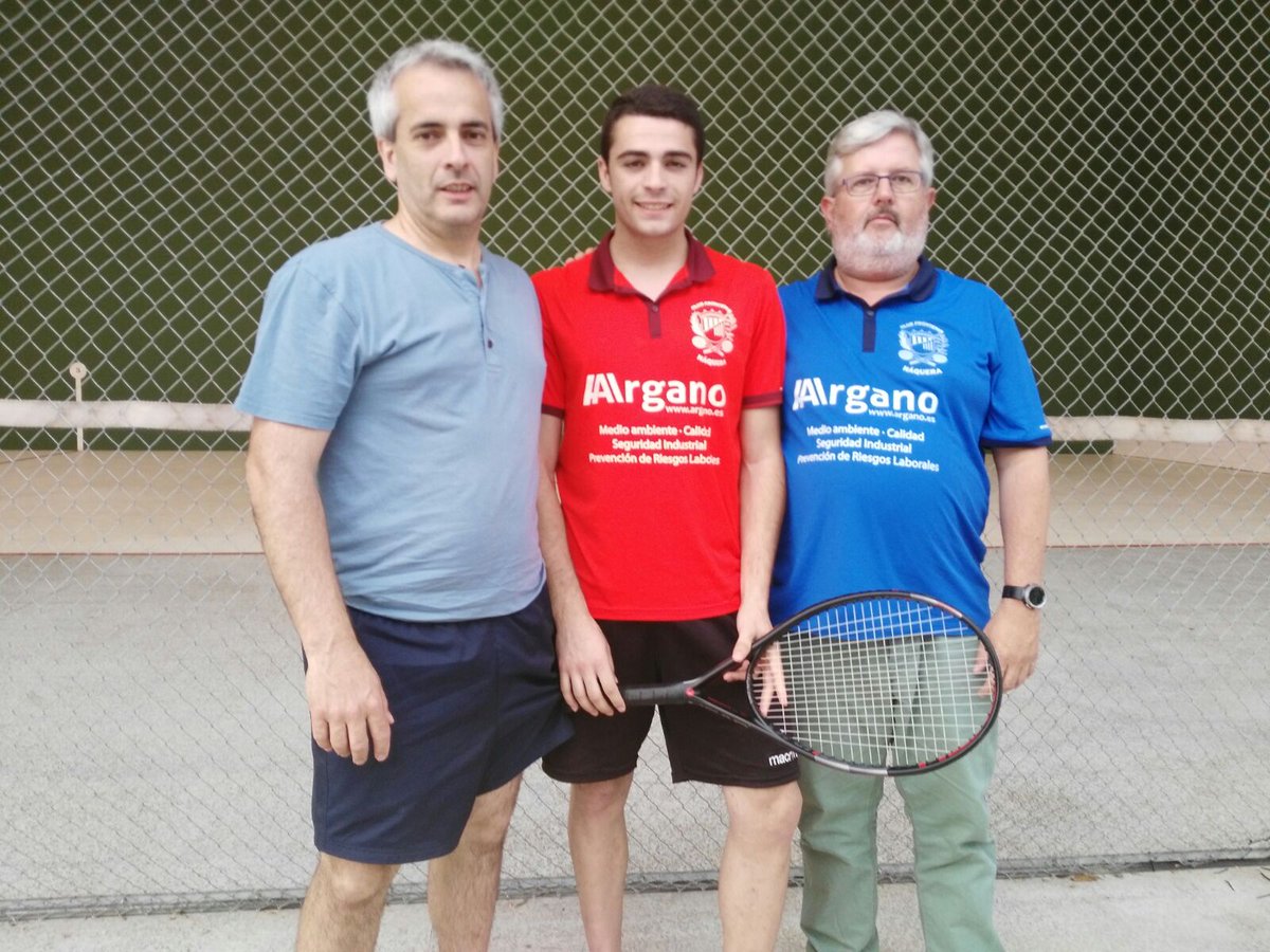 C.F. Náquera tweet media