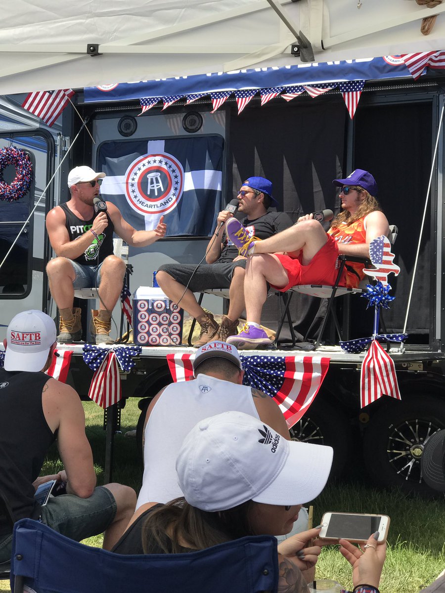 tyschmit's tweet photo. We're live, folks. Head over to @barstoolhrtland for @PatMcAfeeShow with @PFTCommenter and @BarstoolBigCat #GritWeek2017 https://t.co/znkIdlzJm7