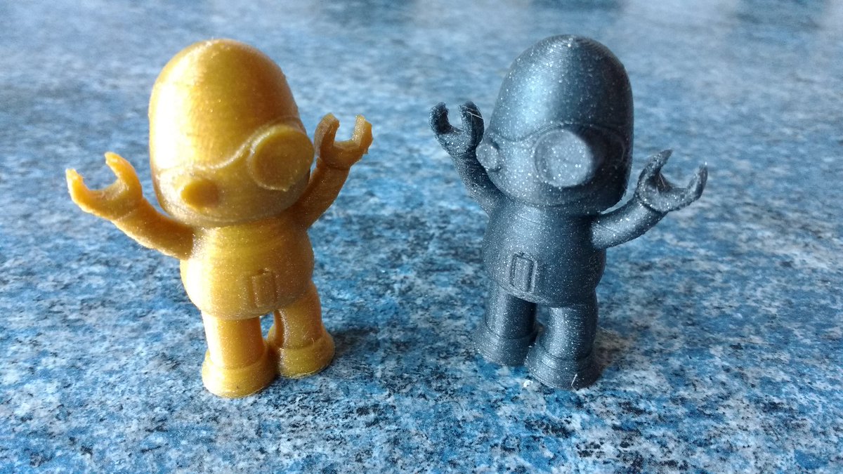 Bugman_140's tweet image. Terms of sale completed, 2 x #SPANNERBOT printed and enlisted into @MenacesMum &apos;s #DashboardArmy loving this @Fillamentum #3Dprinting